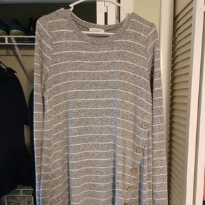 Reborn J Lightweight Sweater w/ Button Detail, EUC